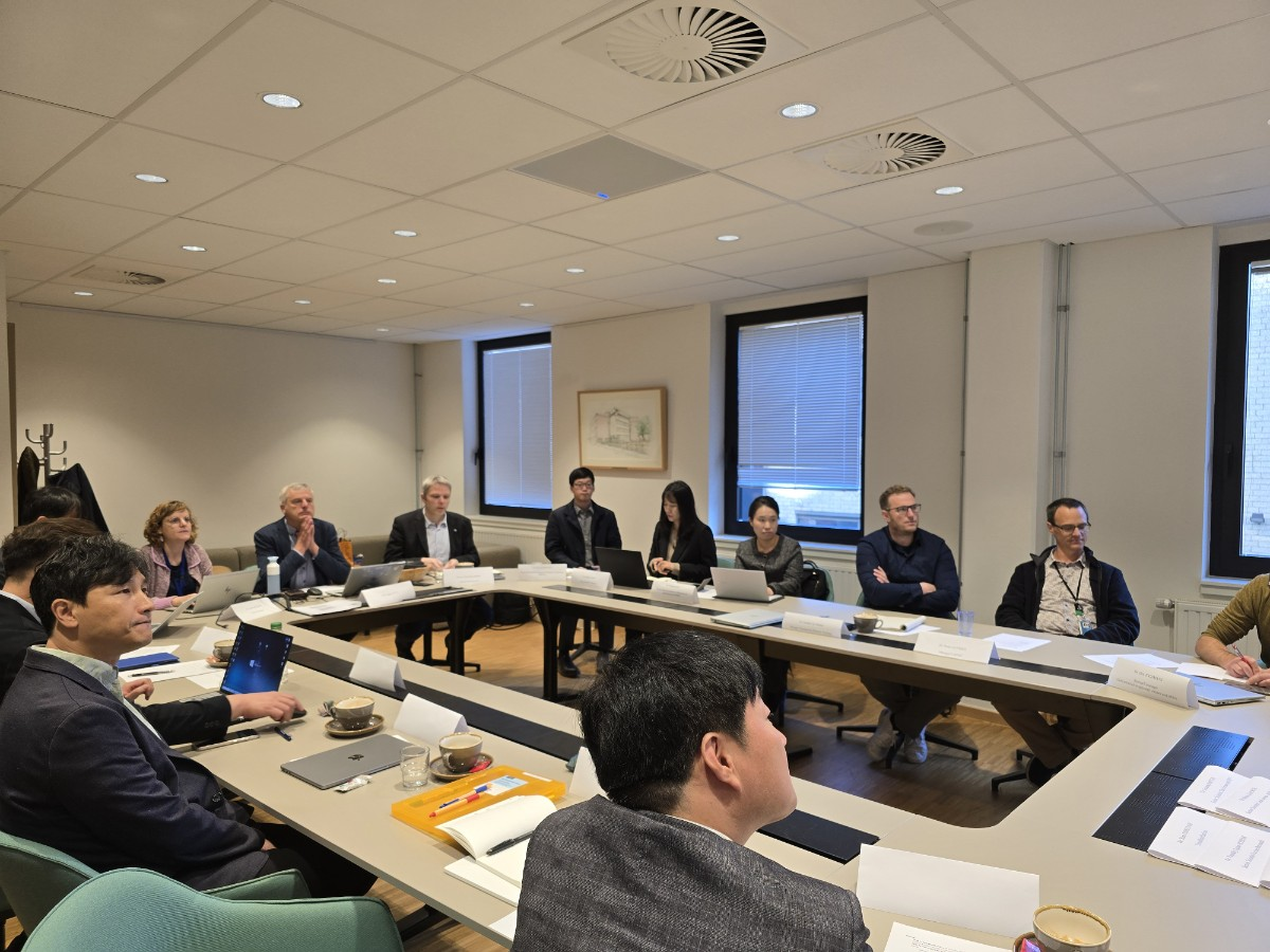 Rega 연구소 방문